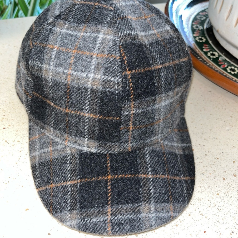 Belfry Italia Stylish Plaid Wool Cap for Men or women.
